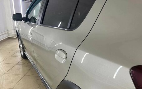 Renault Sandero II рестайлинг, 2015 год, 889 000 рублей, 32 фотография