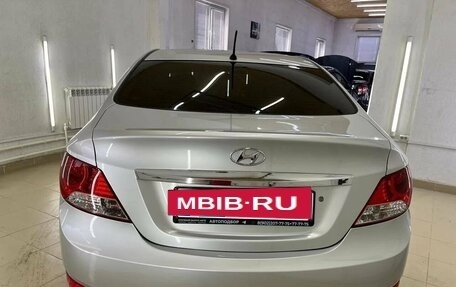 Hyundai Solaris II рестайлинг, 2011 год, 889 000 рублей, 8 фотография