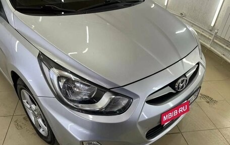 Hyundai Solaris II рестайлинг, 2011 год, 889 000 рублей, 12 фотография