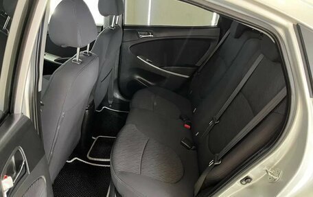 Hyundai Solaris II рестайлинг, 2011 год, 889 000 рублей, 24 фотография