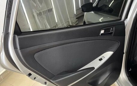 Hyundai Solaris II рестайлинг, 2011 год, 889 000 рублей, 26 фотография