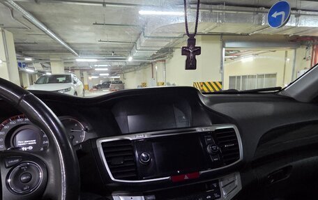 Honda Accord IX рестайлинг, 2013 год, 2 150 000 рублей, 16 фотография