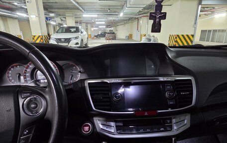 Honda Accord IX рестайлинг, 2013 год, 2 150 000 рублей, 17 фотография