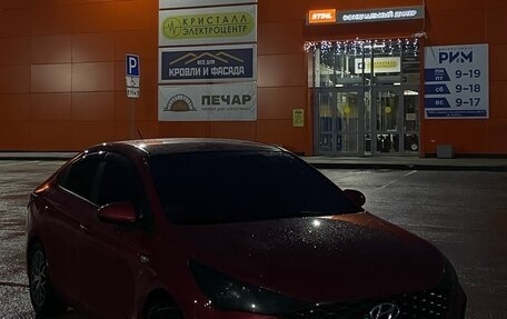 Hyundai Solaris II рестайлинг, 2021 год, 1 700 000 рублей, 3 фотография