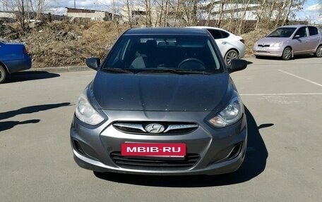 Hyundai Solaris II рестайлинг, 2013 год, 726 000 рублей, 2 фотография