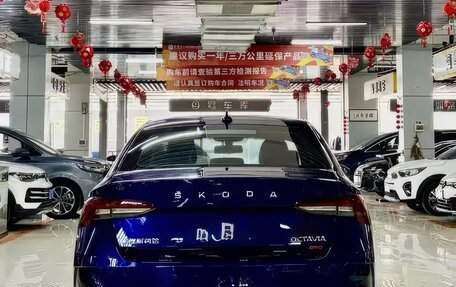 Skoda Octavia IV, 2022 год, 2 250 000 рублей, 5 фотография