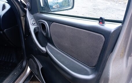 Chevrolet Niva I рестайлинг, 2018 год, 870 000 рублей, 13 фотография