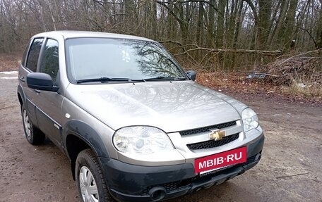 Chevrolet Niva I рестайлинг, 2018 год, 870 000 рублей, 8 фотография