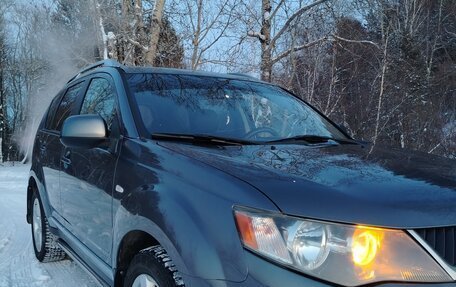 Mitsubishi Outlander III рестайлинг 3, 2008 год, 1 200 000 рублей, 3 фотография