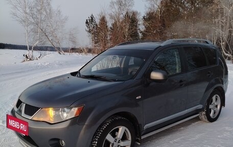 Mitsubishi Outlander III рестайлинг 3, 2008 год, 1 200 000 рублей, 2 фотография