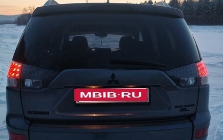 Mitsubishi Outlander III рестайлинг 3, 2008 год, 1 200 000 рублей, 20 фотография