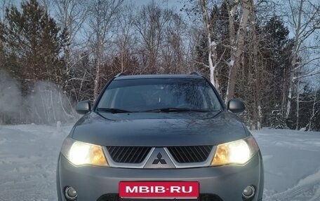 Mitsubishi Outlander III рестайлинг 3, 2008 год, 1 200 000 рублей, 26 фотография