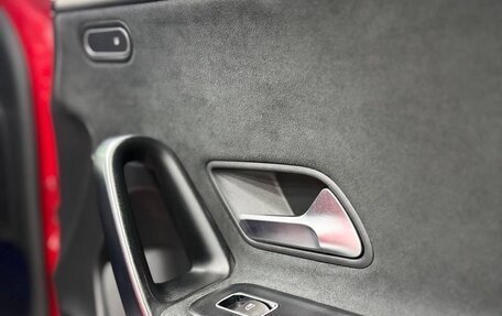 Mercedes-Benz A-Класс, 2019 год, 2 590 000 рублей, 5 фотография