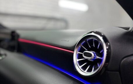 Mercedes-Benz A-Класс, 2019 год, 2 590 000 рублей, 6 фотография