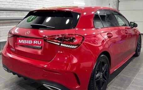 Mercedes-Benz A-Класс, 2019 год, 2 590 000 рублей, 2 фотография