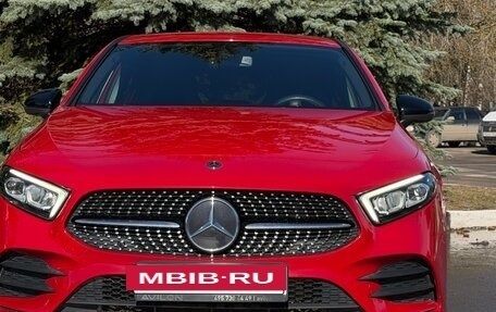 Mercedes-Benz A-Класс, 2019 год, 2 590 000 рублей, 22 фотография