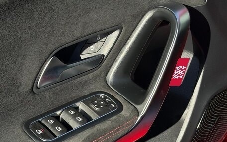 Mercedes-Benz A-Класс, 2019 год, 2 590 000 рублей, 26 фотография