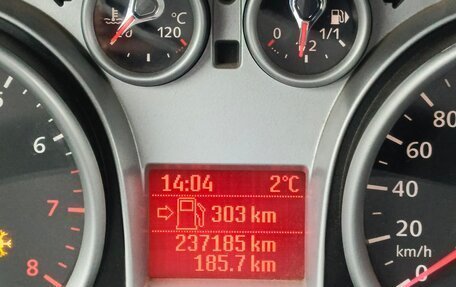 Ford Focus II рестайлинг, 2011 год, 800 000 рублей, 2 фотография