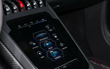 Lamborghini Huracán, 2021 год, 21 999 000 рублей, 26 фотография