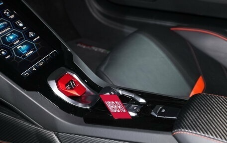 Lamborghini Huracán, 2021 год, 21 999 000 рублей, 25 фотография