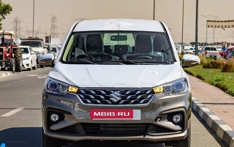 Suzuki Ertiga II, 2026 год, 2 400 000 рублей, 2 фотография