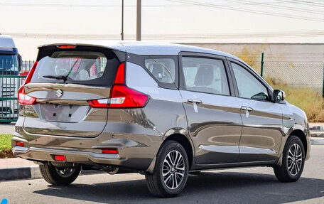 Suzuki Ertiga II, 2026 год, 2 400 000 рублей, 6 фотография