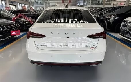 Skoda Octavia IV, 2022 год, 2 200 000 рублей, 4 фотография