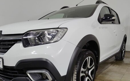 Renault Sandero II рестайлинг, 2019 год, 1 140 000 рублей, 22 фотография