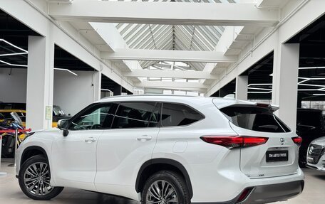 Toyota Highlander, 2026 год, 5 090 000 рублей, 4 фотография