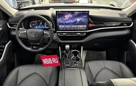 Toyota Highlander, 2026 год, 5 090 000 рублей, 16 фотография