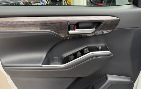 Toyota Highlander, 2026 год, 5 090 000 рублей, 19 фотография