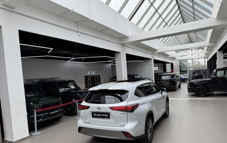 Toyota Highlander, 2026 год, 5 090 000 рублей, 38 фотография