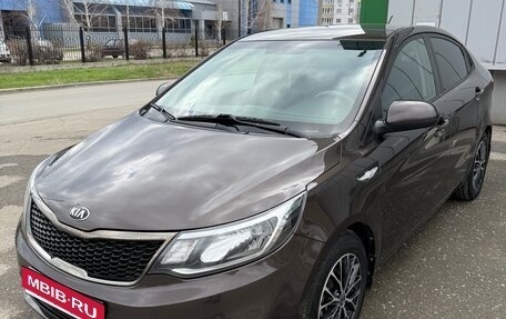 KIA Rio III рестайлинг, 2016 год, 1 350 000 рублей, 1 фотография