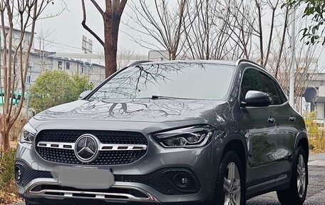 Mercedes-Benz GLA, 2022 год, 2 500 000 рублей, 1 фотография