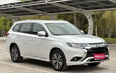 Mitsubishi Outlander III рестайлинг 3, 2021 год, 2 190 032 рублей, 1 фотография
