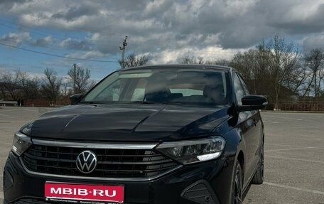 Volkswagen Polo VI (EU Market), 2021 год, 1 600 000 рублей, 1 фотография