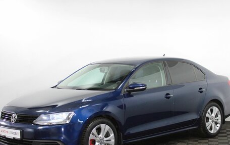 Volkswagen Jetta VI, 2011 год, 1 099 000 рублей, 2 фотография