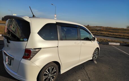 Honda Freed I, 2015 год, 1 500 000 рублей, 11 фотография