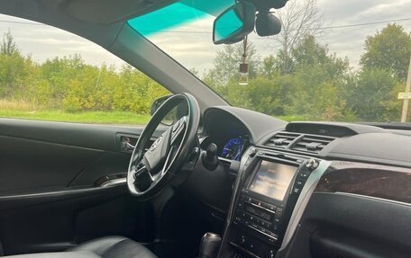 Toyota Camry, 2017 год, 2 150 000 рублей, 6 фотография