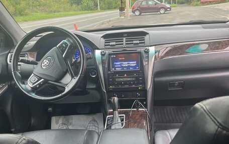 Toyota Camry, 2017 год, 2 150 000 рублей, 7 фотография