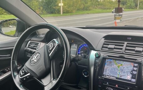 Toyota Camry, 2017 год, 2 150 000 рублей, 3 фотография