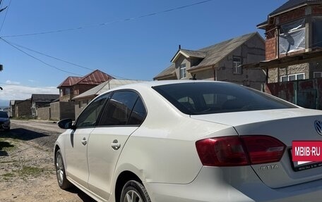 Volkswagen Jetta VI, 2013 год, 770 000 рублей, 4 фотография