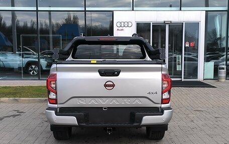 Nissan Navara (Frontier), 2024 год, 4 800 000 рублей, 6 фотография