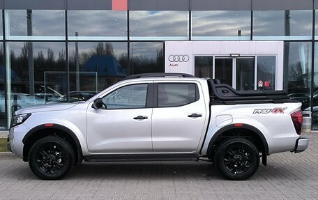 Nissan Navara (Frontier), 2024 год, 4 800 000 рублей, 8 фотография