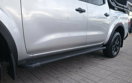 Nissan Navara (Frontier), 2024 год, 4 800 000 рублей, 10 фотография