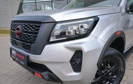 Nissan Navara (Frontier), 2024 год, 4 800 000 рублей, 18 фотография
