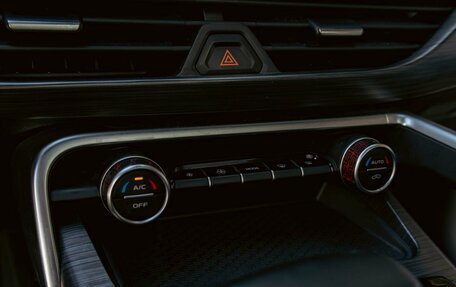 Geely Tugella FY11, 2023 год, 2 595 000 рублей, 16 фотография