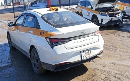 Hyundai Elantra, 2023 год, 1 555 000 рублей, 3 фотография