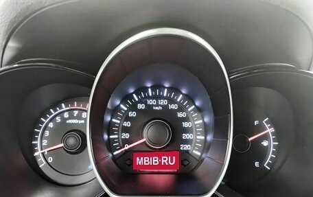 KIA Rio III рестайлинг, 2015 год, 750 000 рублей, 16 фотография
