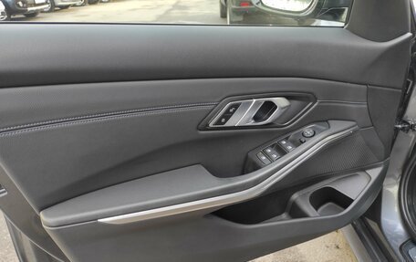 BMW 3 серия, 2021 год, 3 999 000 рублей, 16 фотография